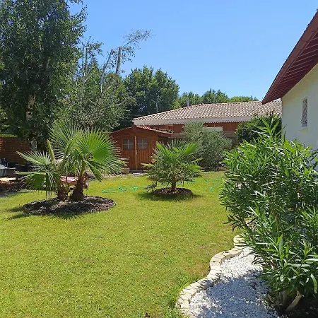 Manon בית אירוח *